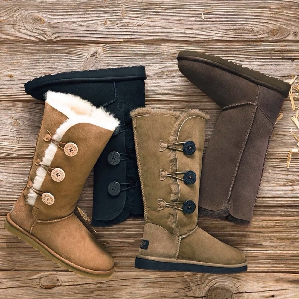 UGG Bailey Button Triplex Suede Chestnut Boots Si… - image 3